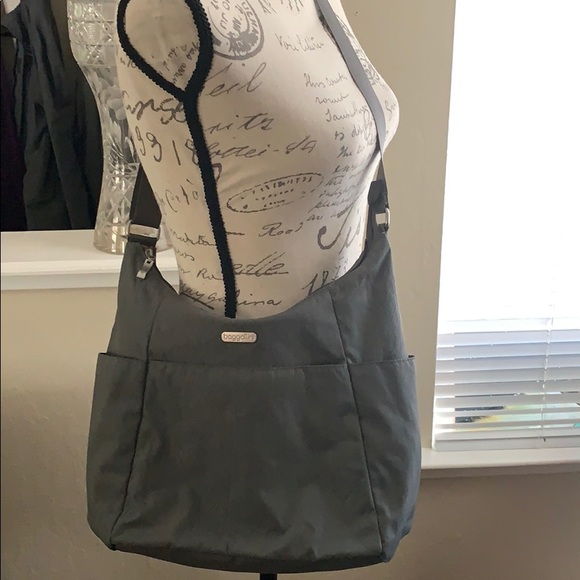 Baggallini shoulder bag - Picture 1 of 5